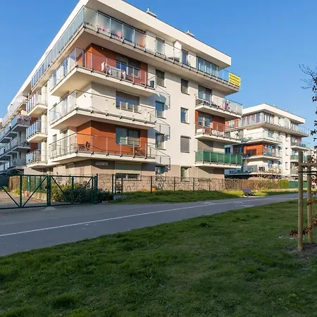 Apartamenty Bursztynowe V by Renters-2